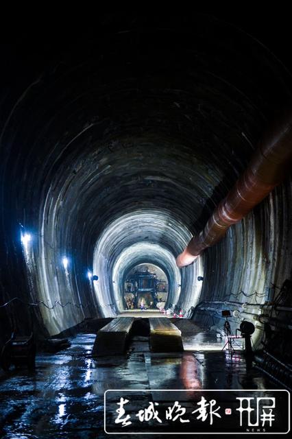 走进滇中引水最长深埋隧洞“香炉山”11.jpg