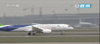 ▲2017年5月5日,C919第一架客机在上海成功首飞