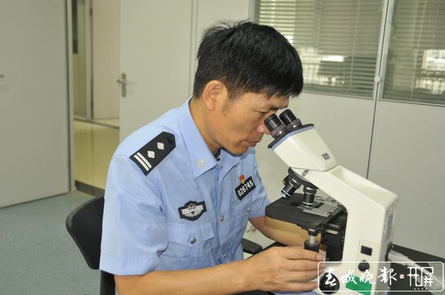 致敬!云南3名民警获评全国公安百佳刑警 (3).jpg