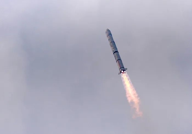 2014年12月31日,风云二号08星在西昌卫星发射中心成功发射 2014年12月31日,风云二号08星在西昌卫星发射中心成功发射