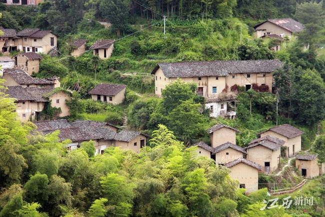 【中国的脱贫智慧】深山蝶变