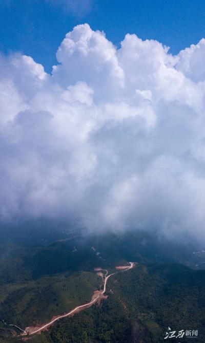 【中国的脱贫智慧】深山蝶变