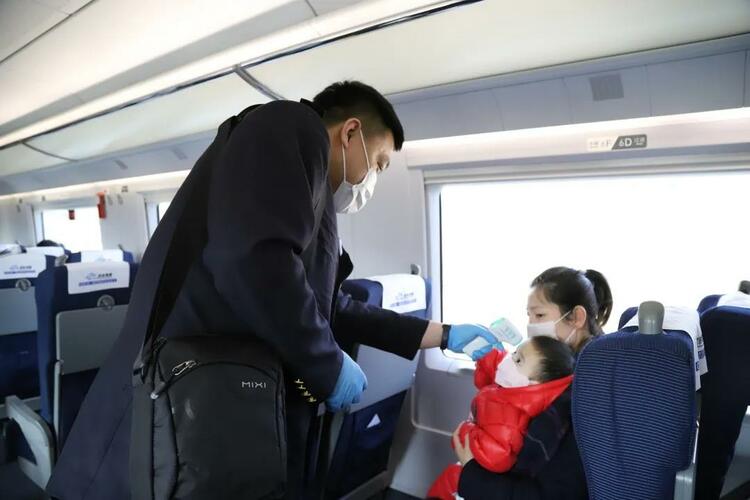 一年一度的春运又在路上了 这份火车购票、出行指南请收好！