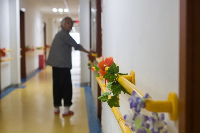 4.webp.jpg 4.webp.jpg