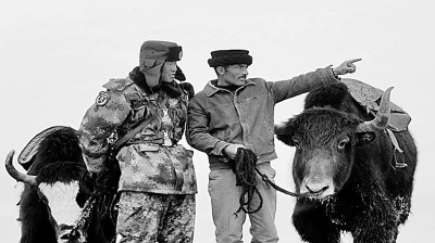 拉齐尼·巴依卡:用生命托举起一个新生命 拉齐尼·巴依卡:用生命托举起一个新生命