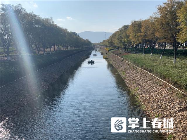 “黑科技”治污！纳米人工瀑布亮相官渡区小清河2.jpg