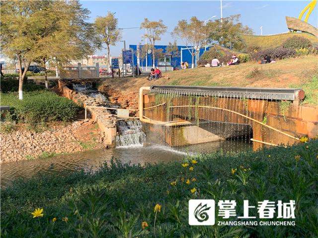 “黑科技”治污！纳米人工瀑布亮相官渡区小清河5.jpg