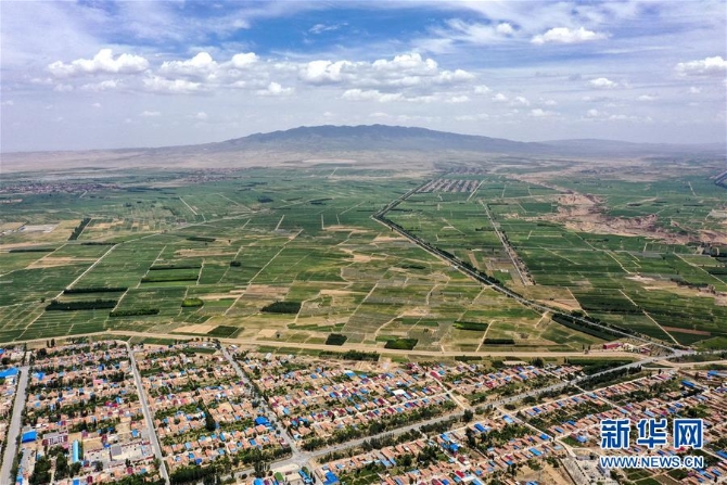 (新华全媒头条·百万大移民·图文互动)(3)从大山深处到大河之畔——宁夏持续移民百万“拔穷根”启示