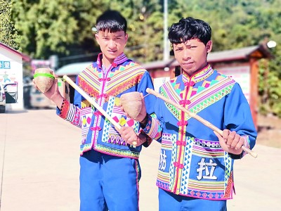 在多样年俗里,品年的味道 在多样年俗里,品年的味道