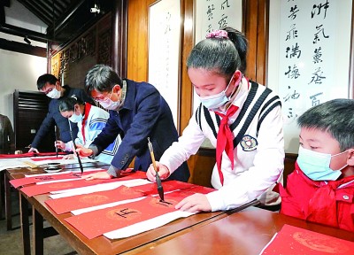 在多样年俗里,品年的味道 在多样年俗里,品年的味道