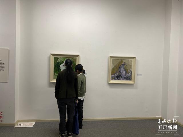 昆明12岁少年办画展 “吴画不说”吴伟迪油画展开展
