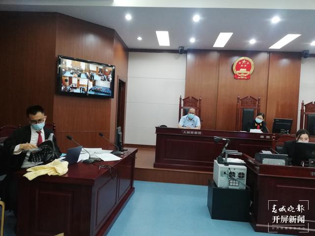 个体户和螺蛳湾商贸城被LV公司告上法庭（春城晚报-开屏新闻记者 柏立诚 摄）