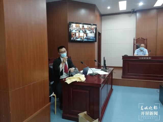 个体户和螺蛳湾商贸城被LV公司告上法庭（春城晚报-开屏新闻记者 柏立诚 摄）