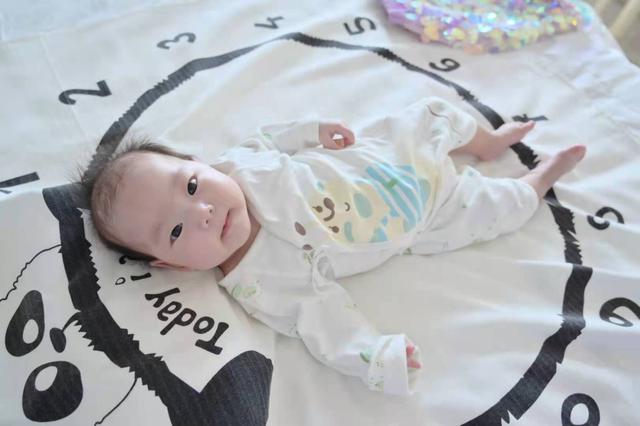 昆明一2个月大女婴被遗弃在月子中心!找到亲身母亲后她却8字回绝...(受访者供图)