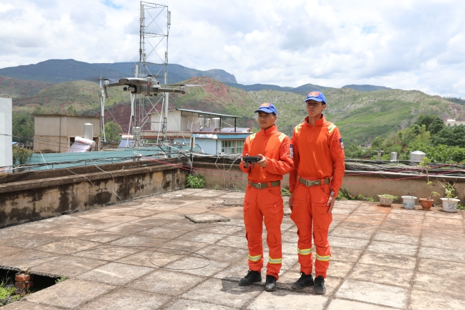 云南省森林消防总队提供 (2)