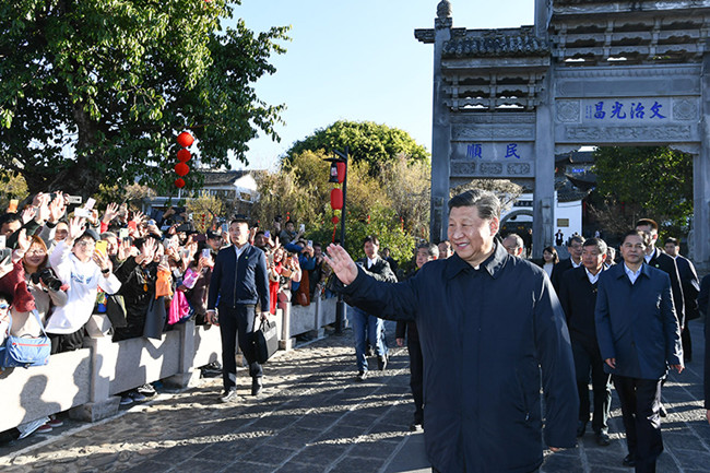 2020年1月19日下午，正在云南考察的习近平总书记来到位于腾冲和顺古镇的艾思奇纪念馆。习近平指出，我们要传播好马克思主义，不能照本宣科、寻章摘句，要大众化、通俗化。_副本.jpg