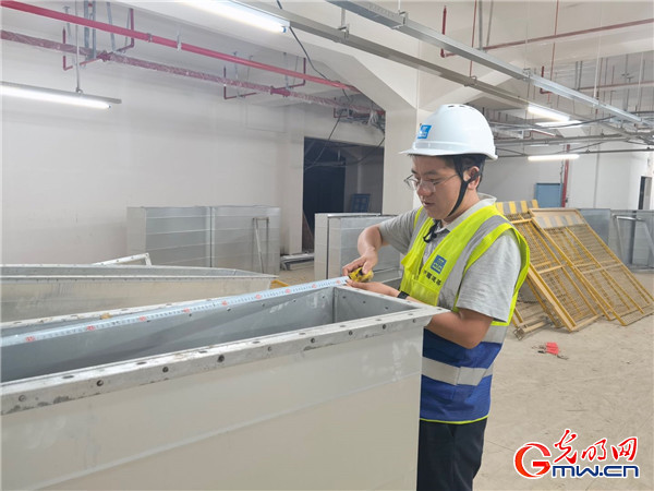 【强国中坚 高质量发展看国企】发力新智造打造新引擎，中部国企转型发展进行时