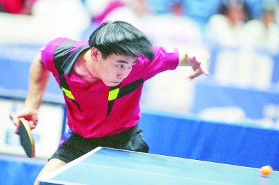 军事与体育的视觉碰撞