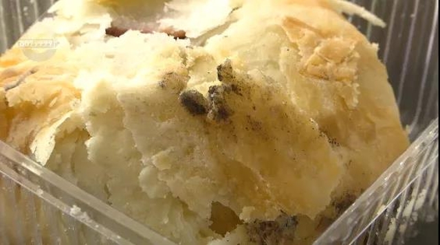 月饼发霉（图自8099999）