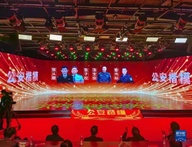 1310397785_16406566735321n