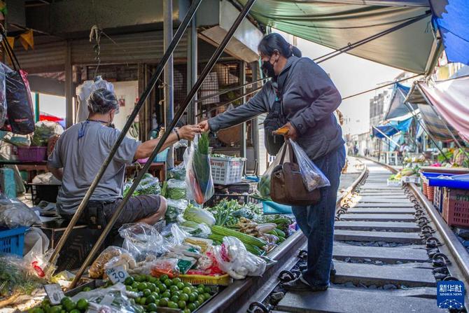 1128239549_16414760010901n