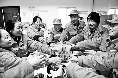 “就地”过春节,精彩不一样 “就地”过春节,精彩不一样