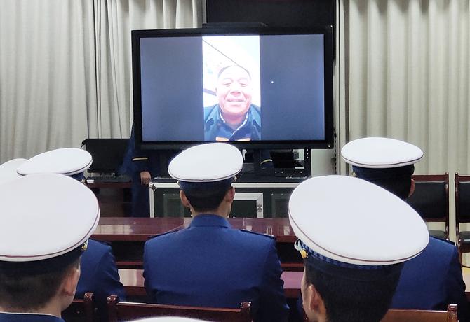 李青珂父亲李月红讲话 李青珂父亲李月红讲话