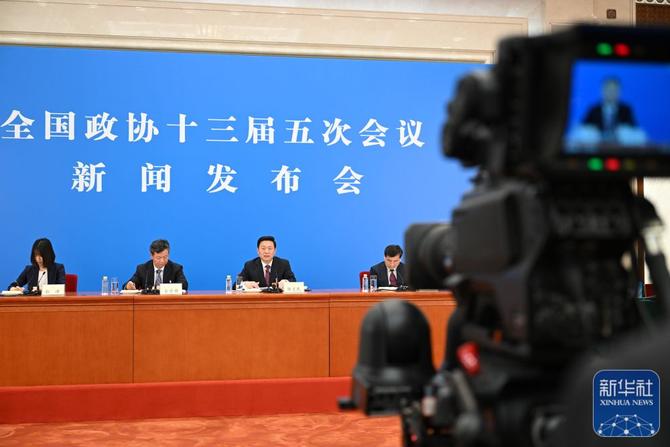 dfd17614f9a94c2380f3179438e3bf33 dfd17614f9a94c2380f3179438e3bf33