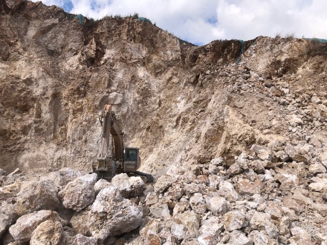 云南省自然资源厅公开挂牌督办9起典型违法案件(云南省自然资源厅 供图)