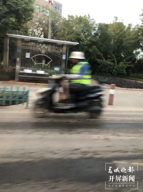 开屏观察 | “新国标”过渡期进入倒计时,电动车非法“提速”冒头?记者走访…… 刘嘉 摄