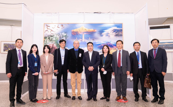 云南图片展亮相联合国城大厅!国际组织官员:云南给我留下了美好记忆