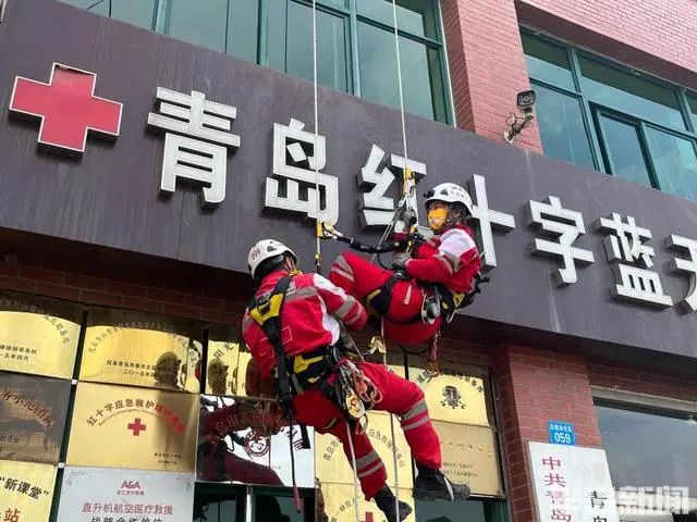 刚救完山火又去支援上海,90后在救援车里完成毕业答辩……