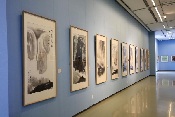 一位心理学者的画——用丹青勾勒世间百态 一位心理学者的画——用丹青勾勒世间百态