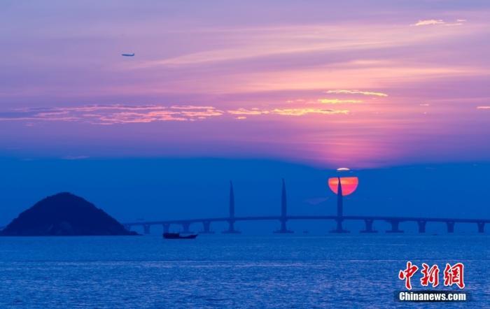 港珠澳大桥。 中新社记者 张炜 摄 港珠澳大桥。 中新社记者 张炜 摄