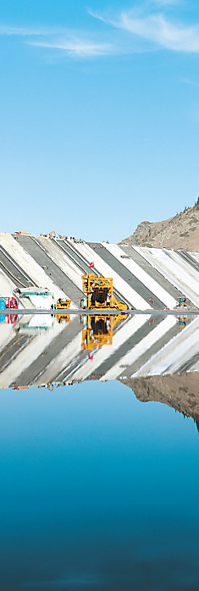 阜康抽水蓄能电站施工现场。马晓霞摄 阜康抽水蓄能电站施工现场。马晓霞摄