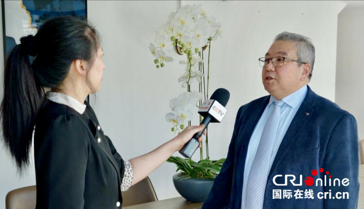 瑞士中国和平统一促进会名誉会长、瑞中文化艺术交流协会会长赵元接受总台记者独家专访。