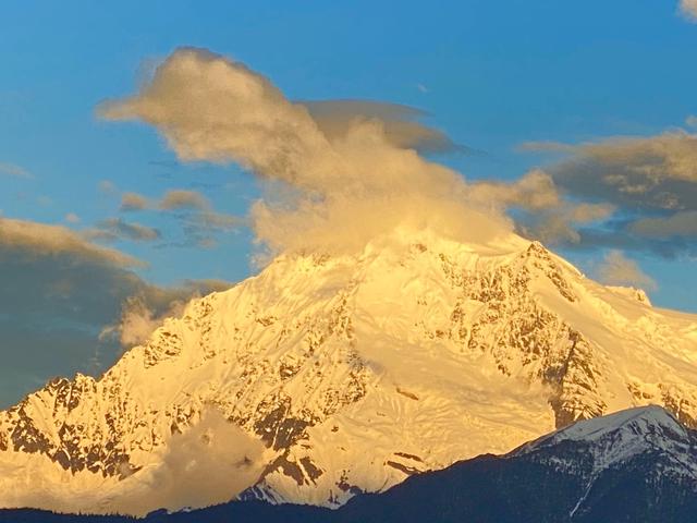 梅里雪山