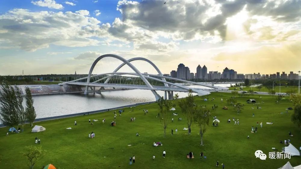 鄂尔多斯:千年古城,风华正茂