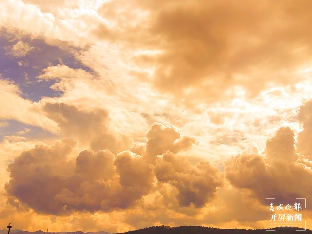 大理弥渡:彩云宛如宫崎骏漫画的彩色天空 (14).jpg