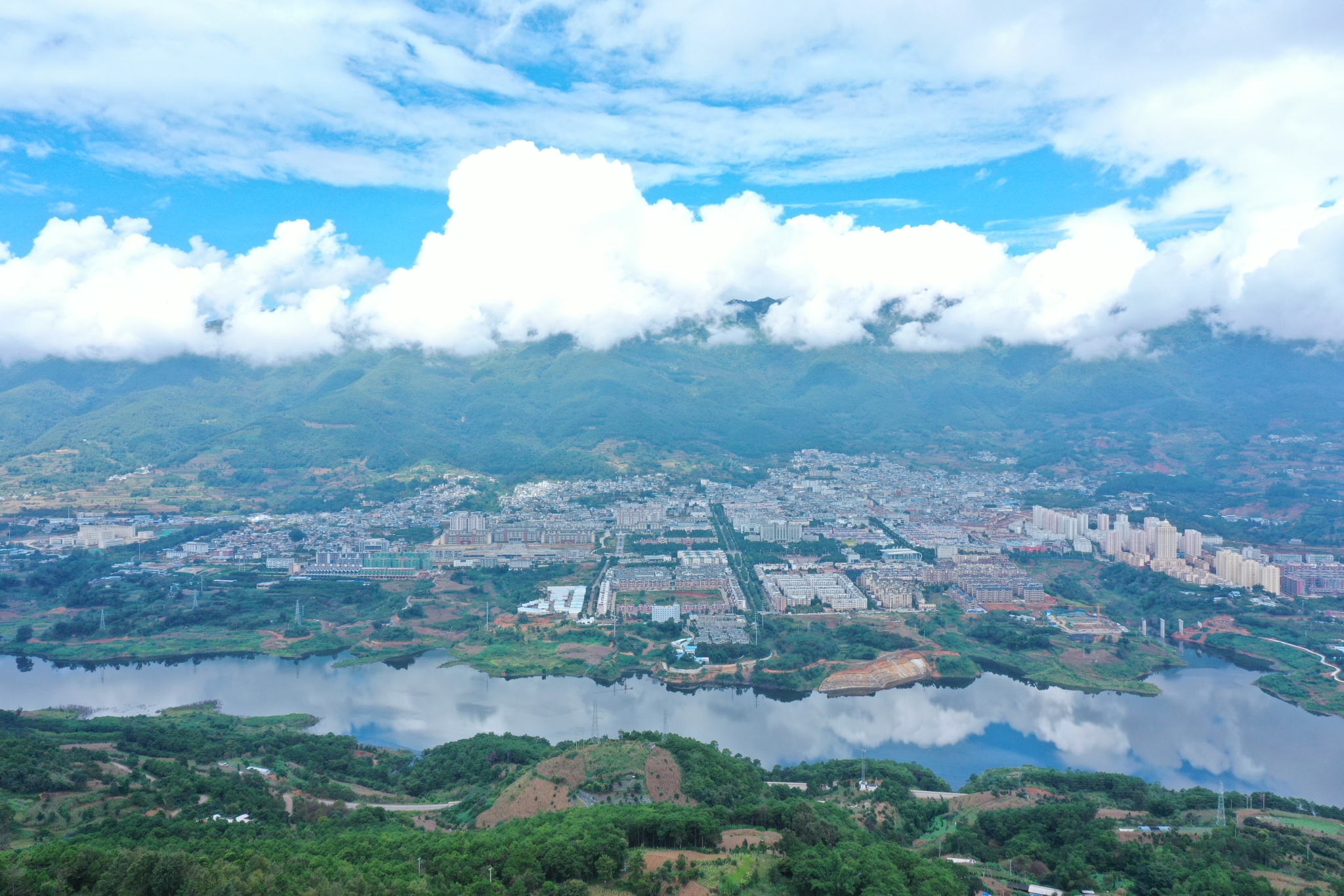 绿美县城拍摄 绿美县城拍摄
