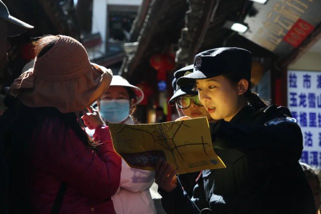 “霸榜”朋友圈的女子巡逻队