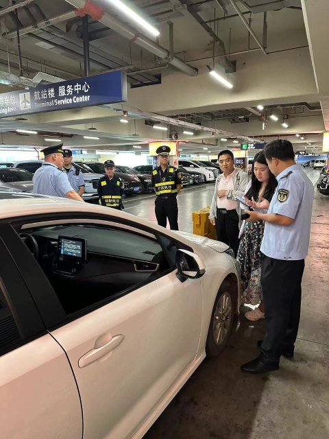 昆明长水国际机场客运市场秩序专项整治初见成效