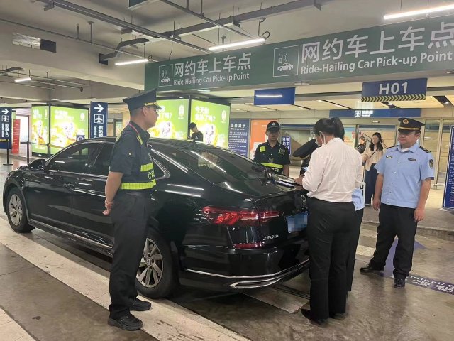 昆明长水国际机场客运市场秩序专项整治初见成效