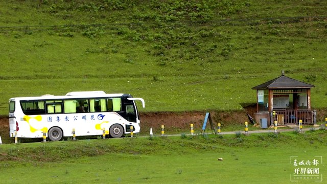 （采访传编辑）别担心人挤人了！来大理感受“农村公路+生态旅游”新体验