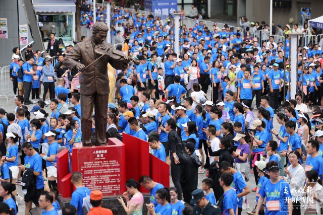 图集｜2024昆明半程马拉松5公里欢乐跑3.jpg