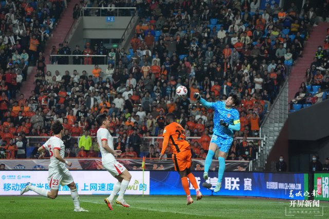 云南玉昆1 0青岛海牛3.jpg