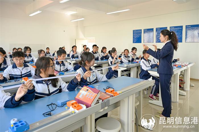 20240318物理实验室3 20240318物理实验室3