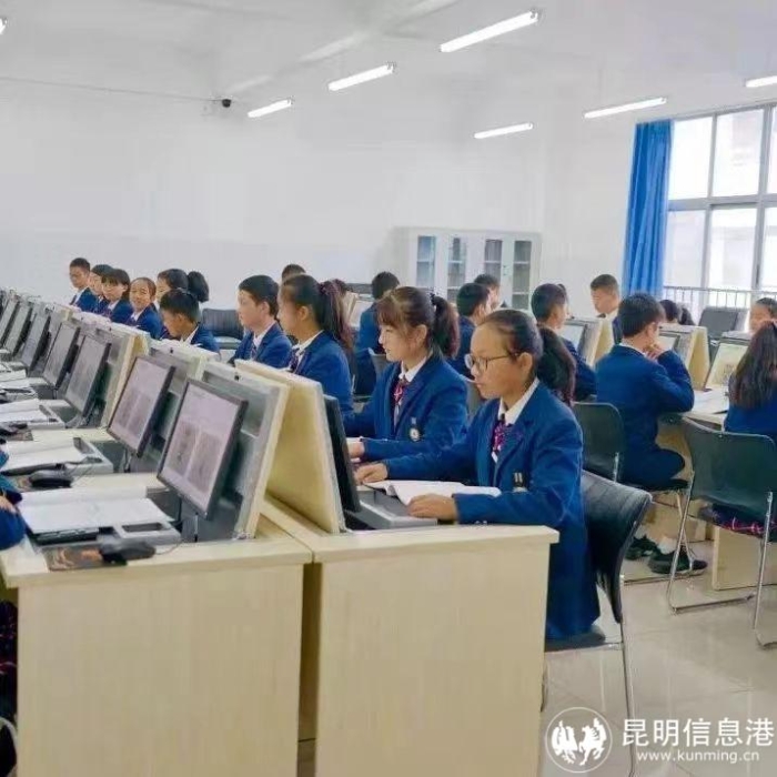 计算机教室 计算机教室