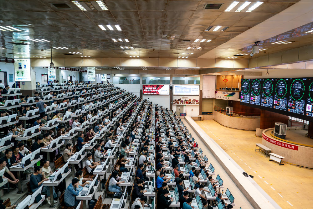 习近平总书记关切事｜幸福生活像花儿一样——把地方特色产业做优做强之二