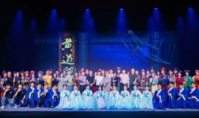 打造非遗盛宴!琼剧《黄道婆》在东华精彩上演 打造非遗盛宴!琼剧《黄道婆》在东华精彩上演